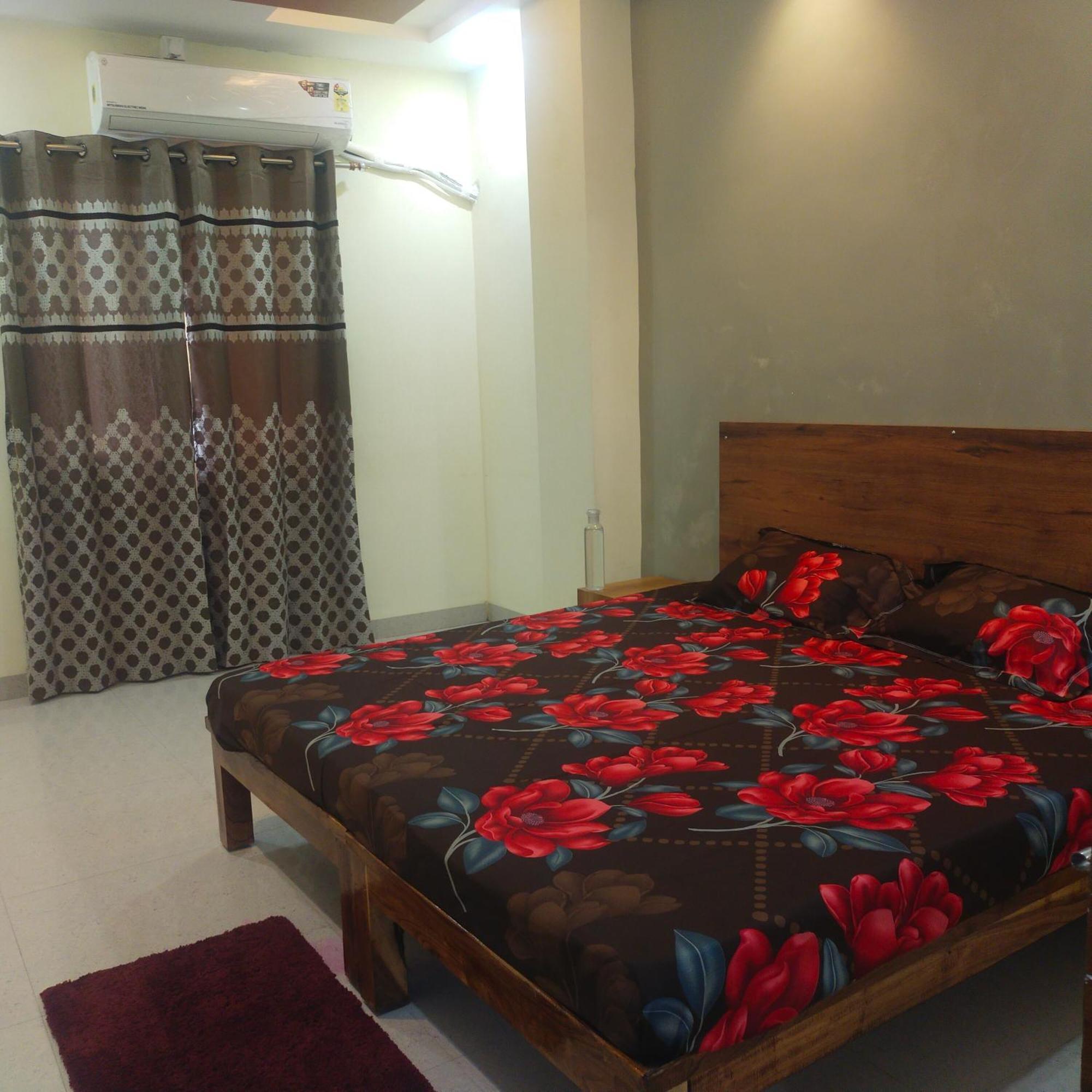 Anant Home Stay Ujjain Esterno foto